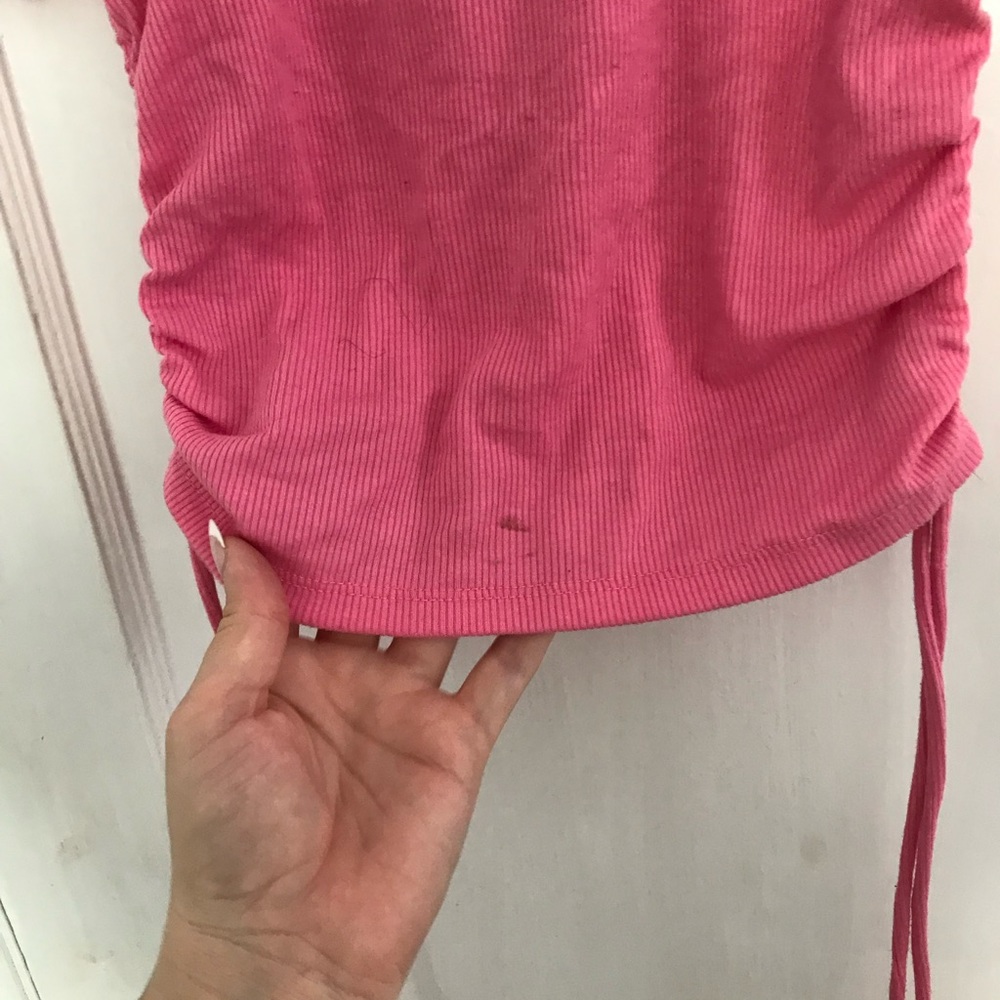 Pink crop - Picture 4 of 4